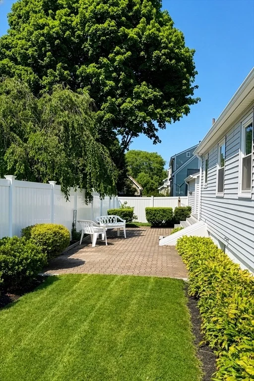 Photo of 7 Puritan Rd