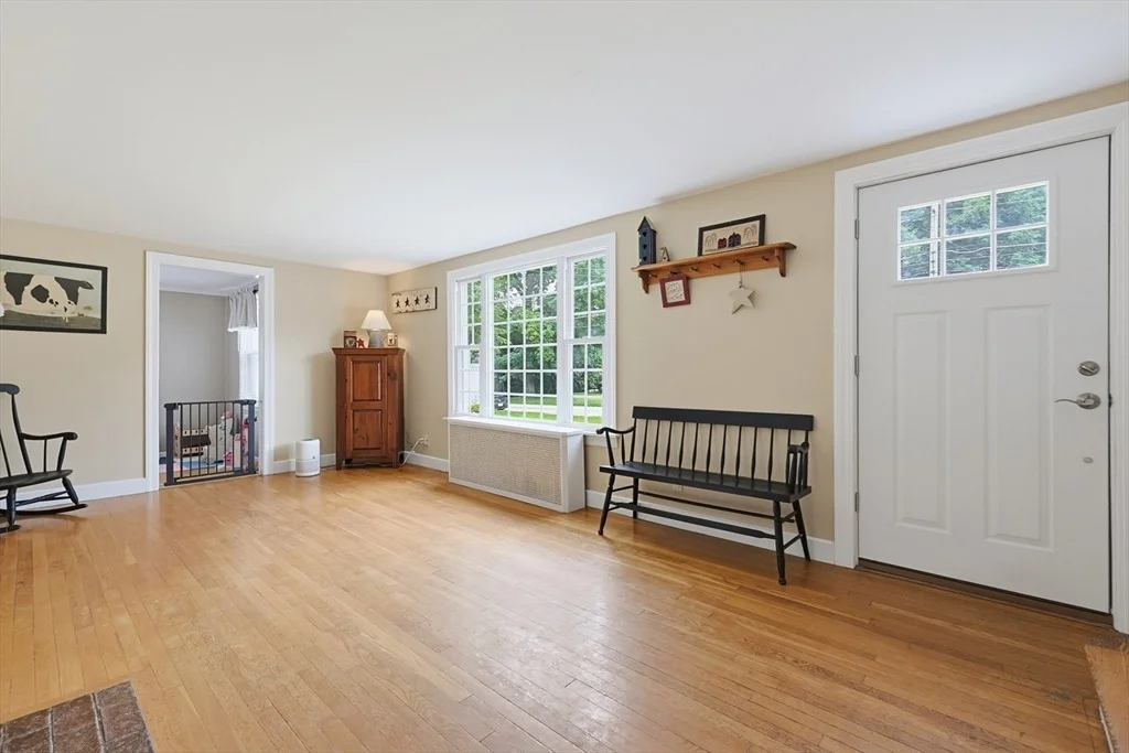 Photo of 4 Loring St