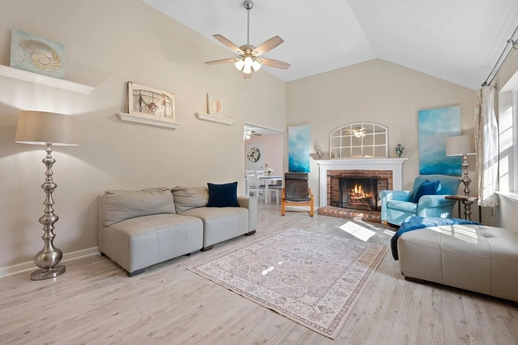 Photo of 65 Black Oak Road