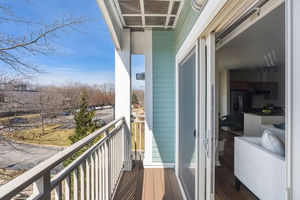 Photo of Unit 4213 at 4 Repton Cir