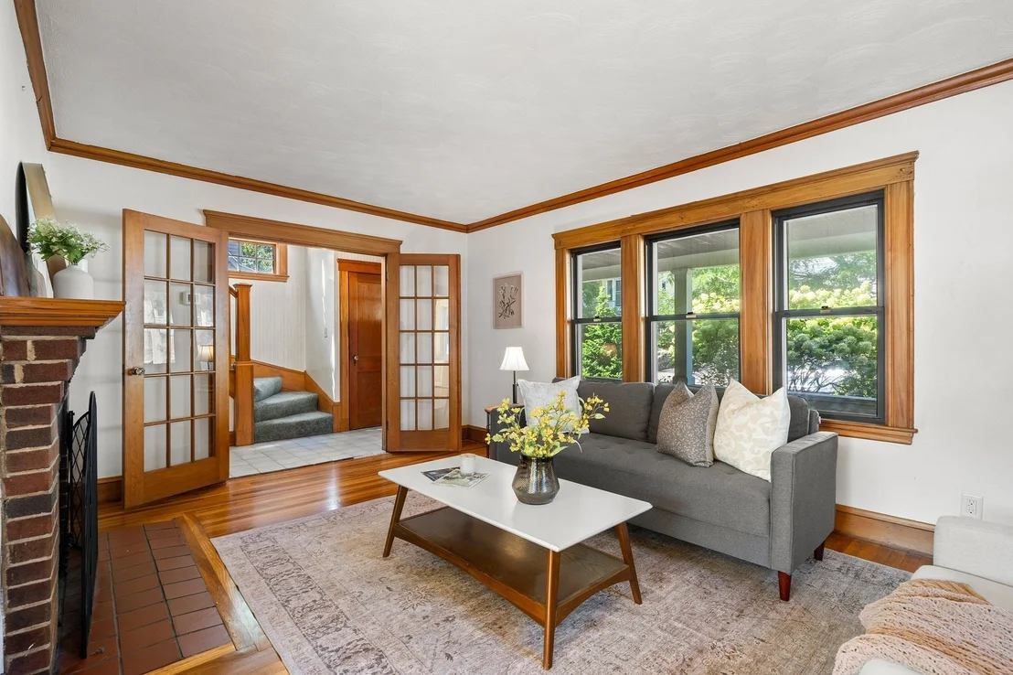 Photo of 152 Mount Vernon St