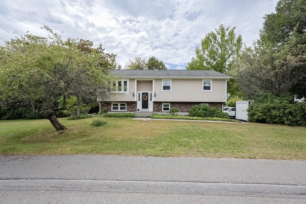 Photo of 7 Sara Dr