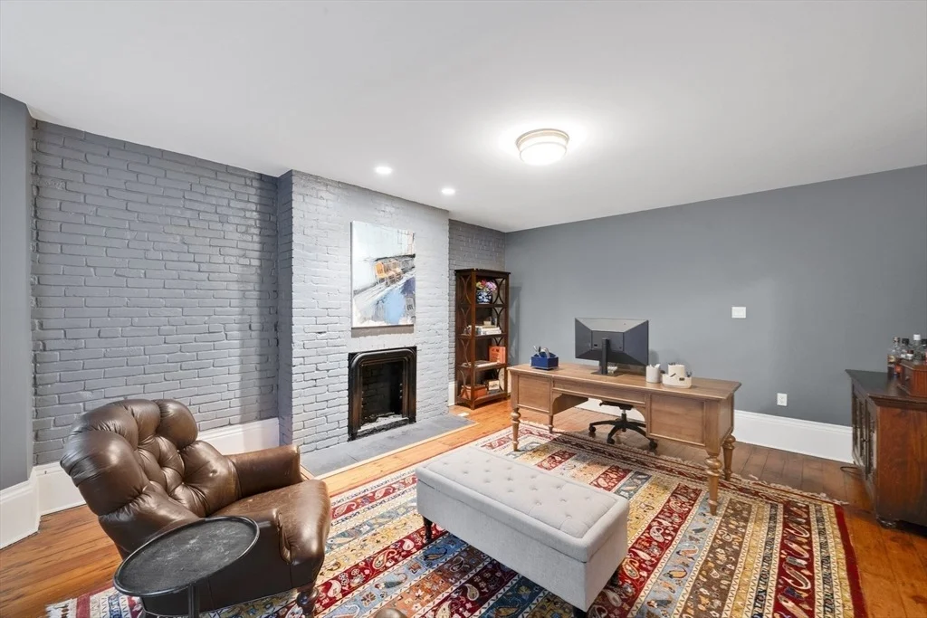 Photo of 27 Mattoon Street