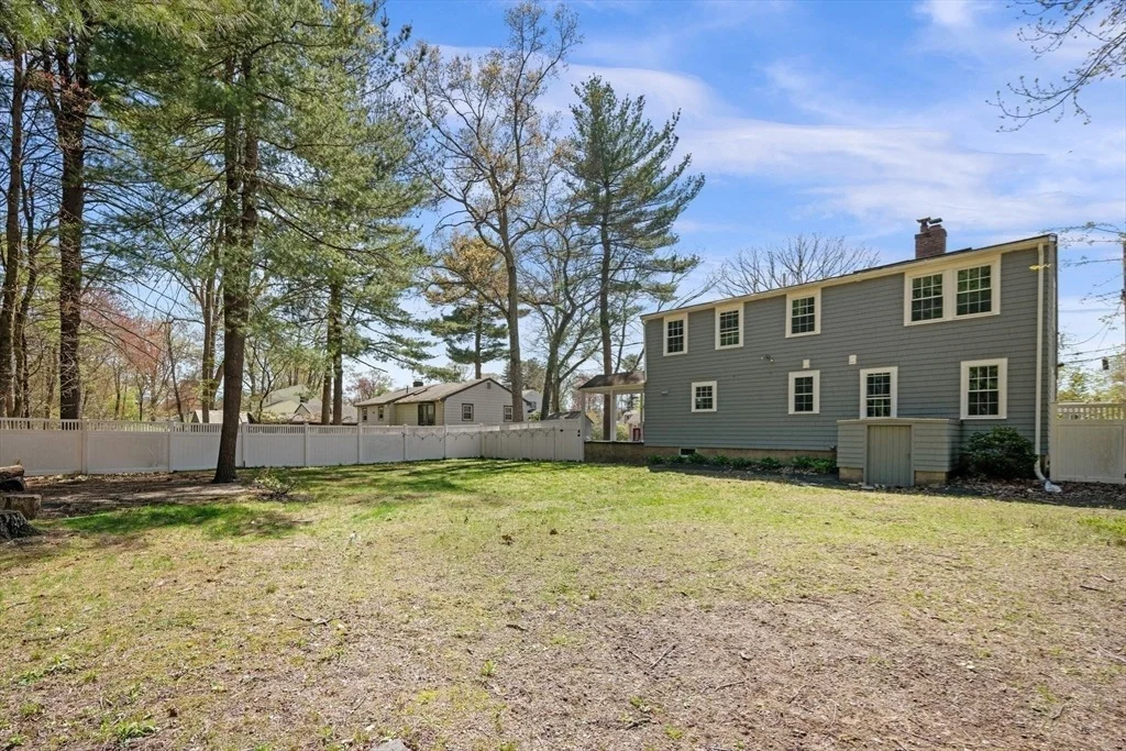 Photo of 18 Cedarcrest Rd