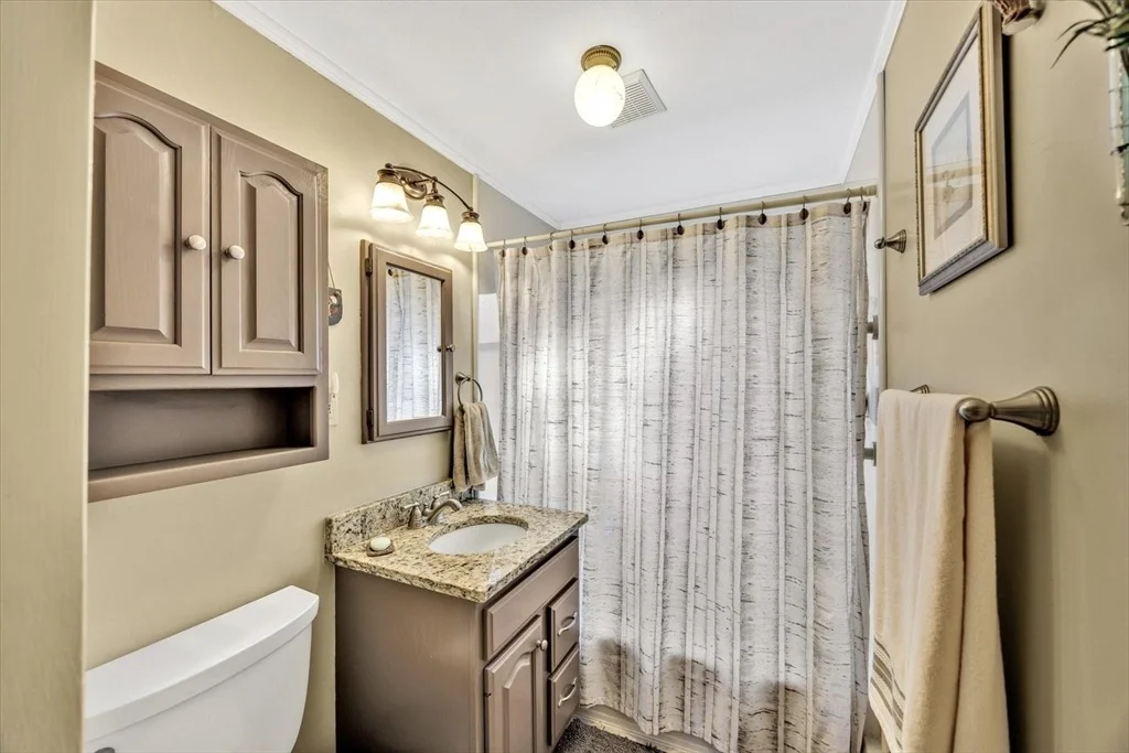 Photo of 48 Maple St