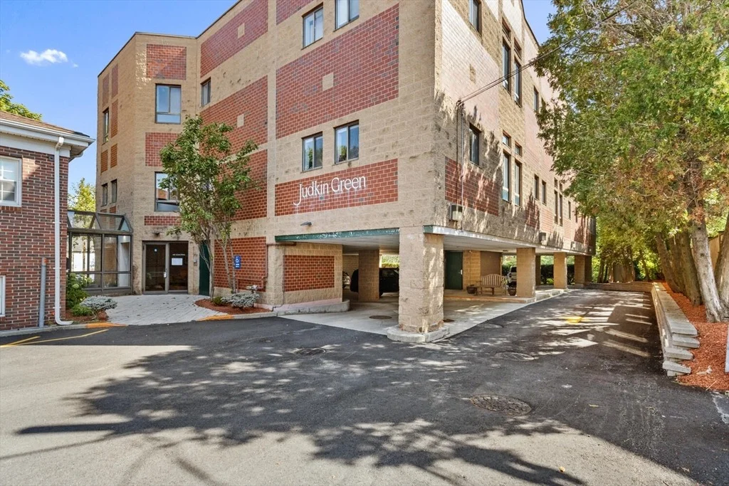 Photo of Unit 35 at 63 Shore Road