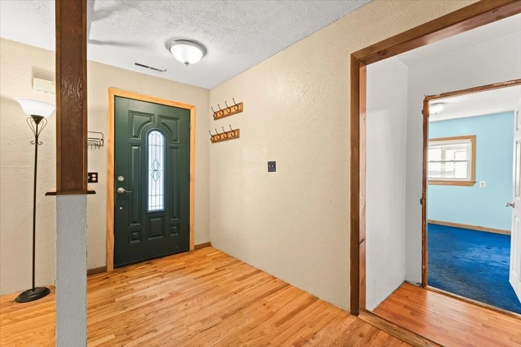 Photo of 98 Glen Echo Blvd