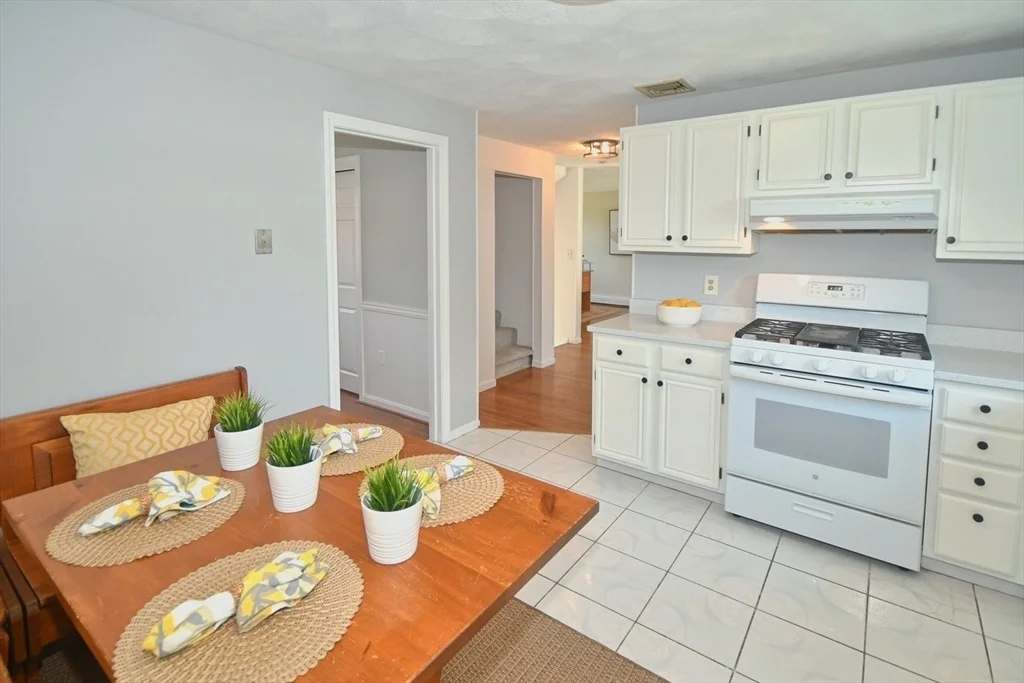 Photo of 61 Rollins St