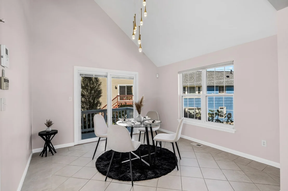 Photo of 51 Bucklin Rd