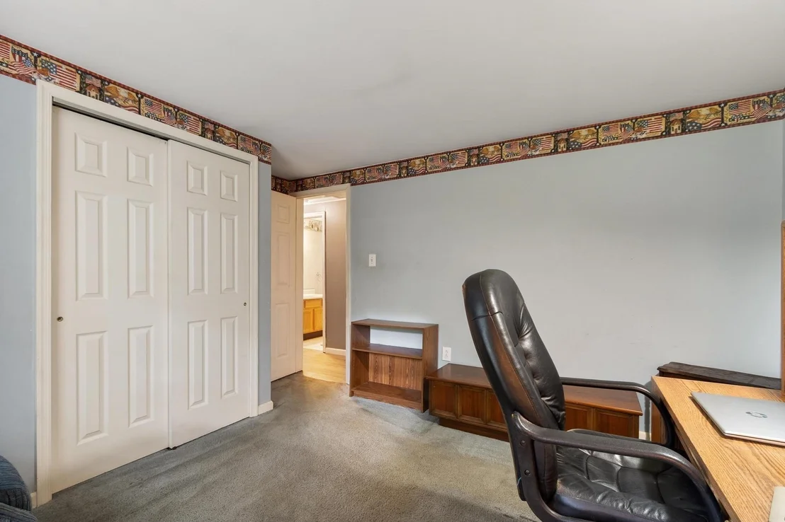 Photo of 64 Mystery Ln