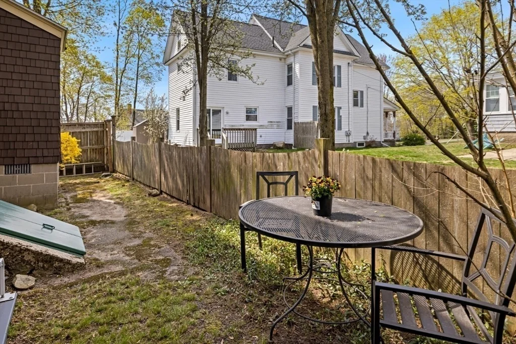 Photo of 14 Bancroft Ave