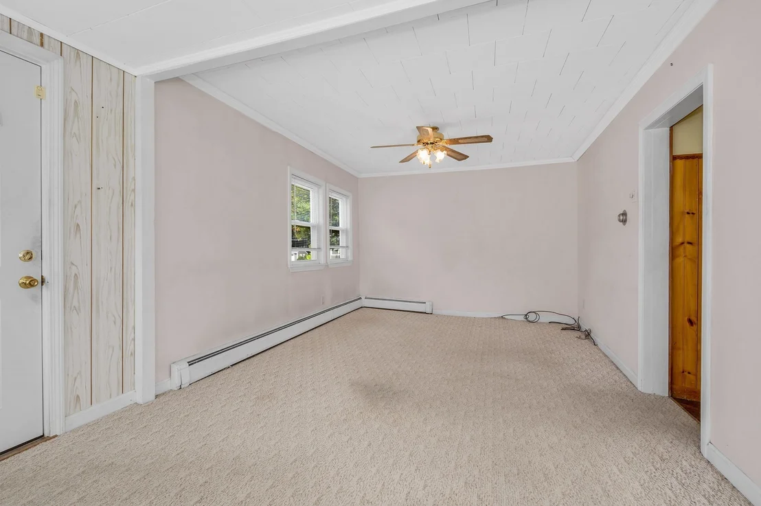 Photo of 114 Old Meadow Rd