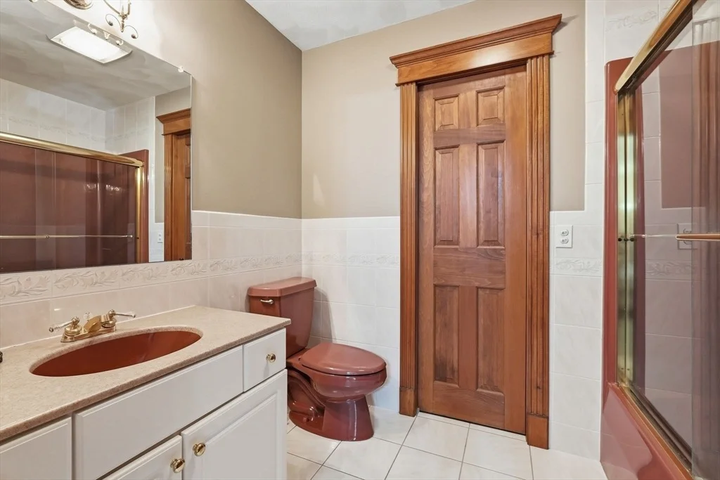Photo of 42 Gary Dr