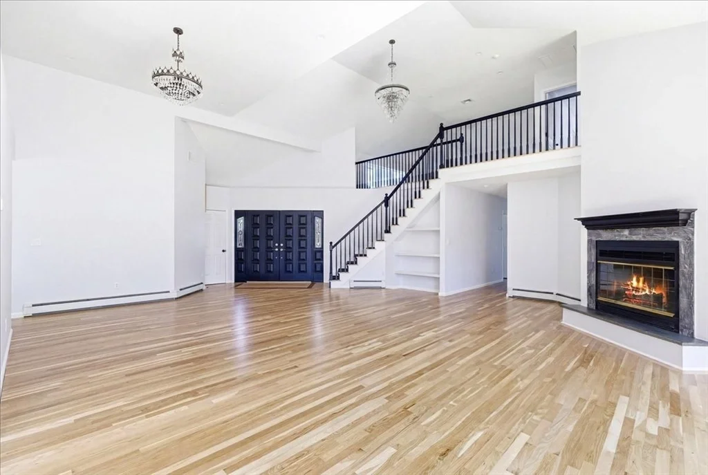 Photo of 139 Fairway Dr