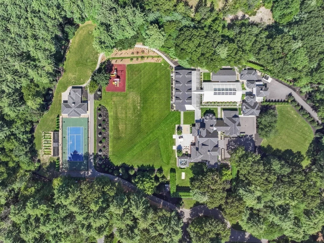 Photo of 210 Monument Farm Road