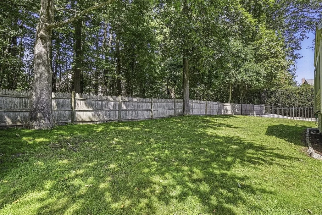 Photo of 10 Diantonio Dr