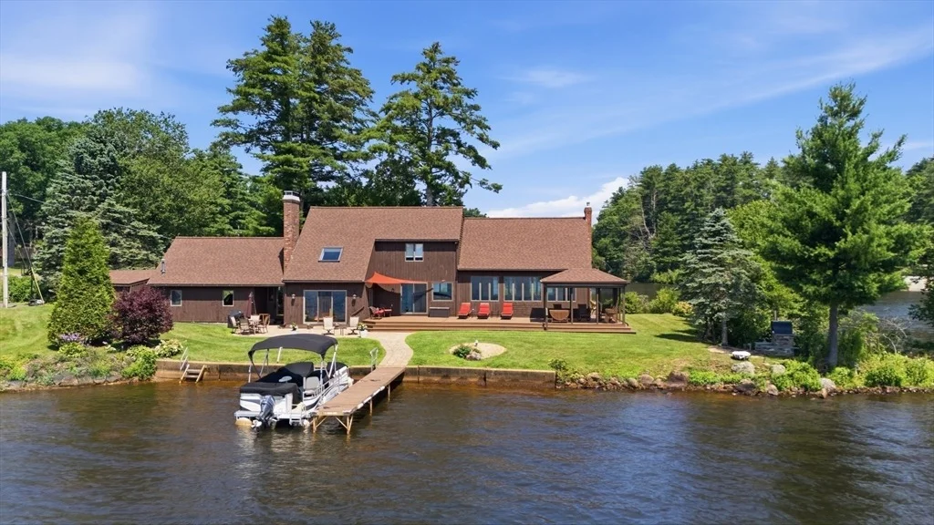 Photo of 18 River Rd