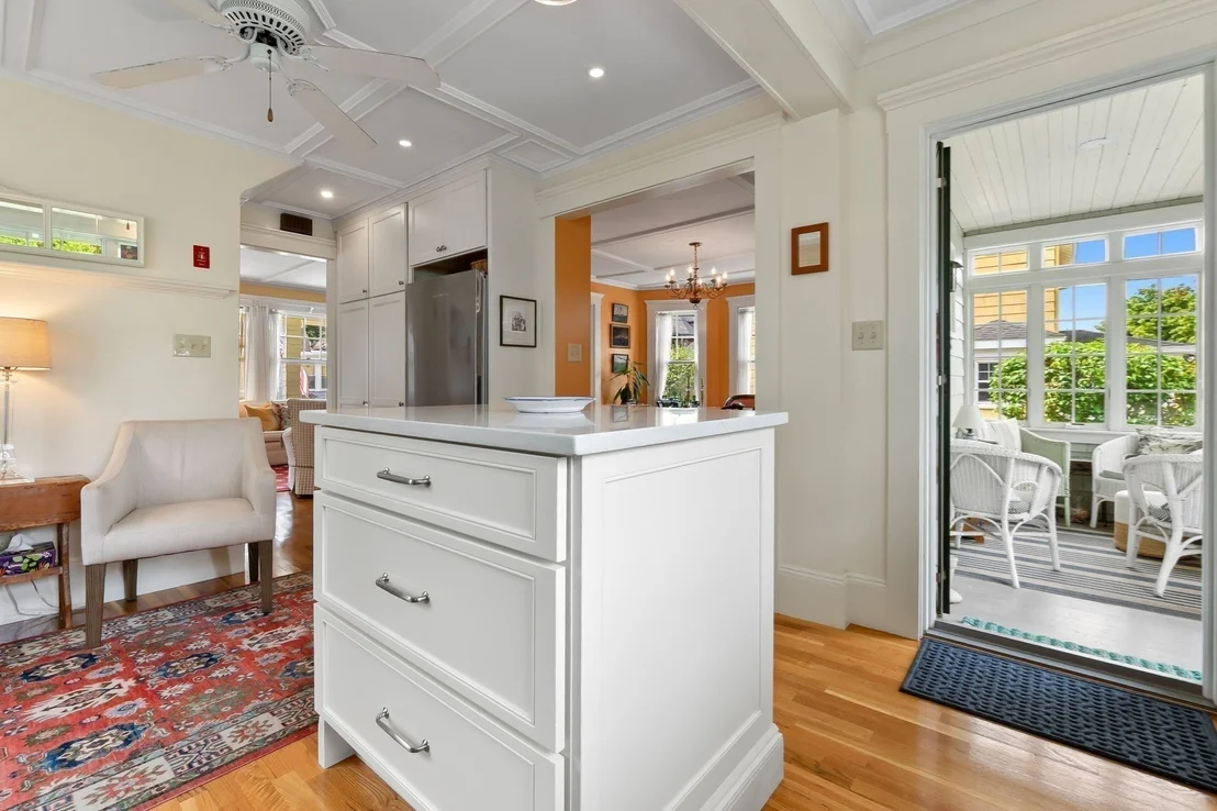 Photo of 10 Giddings Avenue