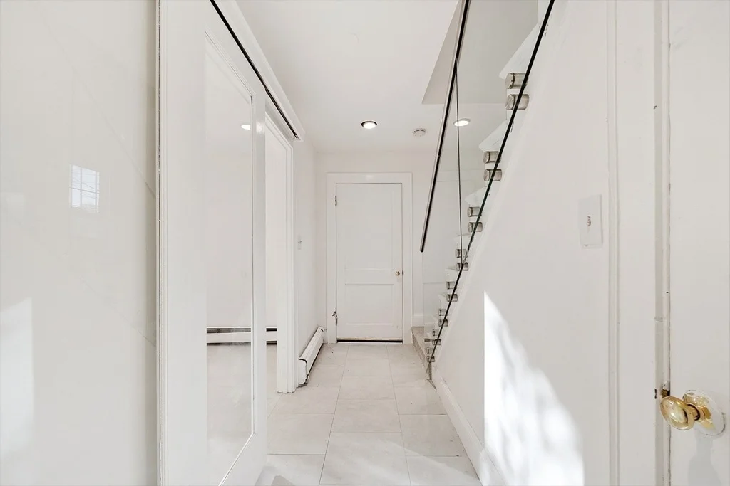Photo of 87 Common  Street