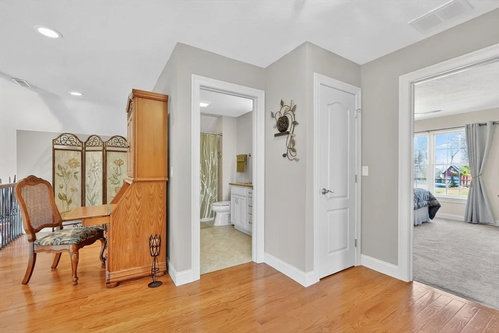 Photo of 2 Sugar Maple Ln