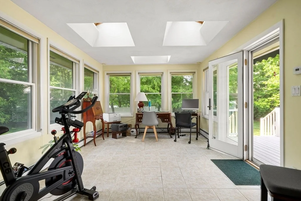 Photo of 21 Cedarcrest Rd