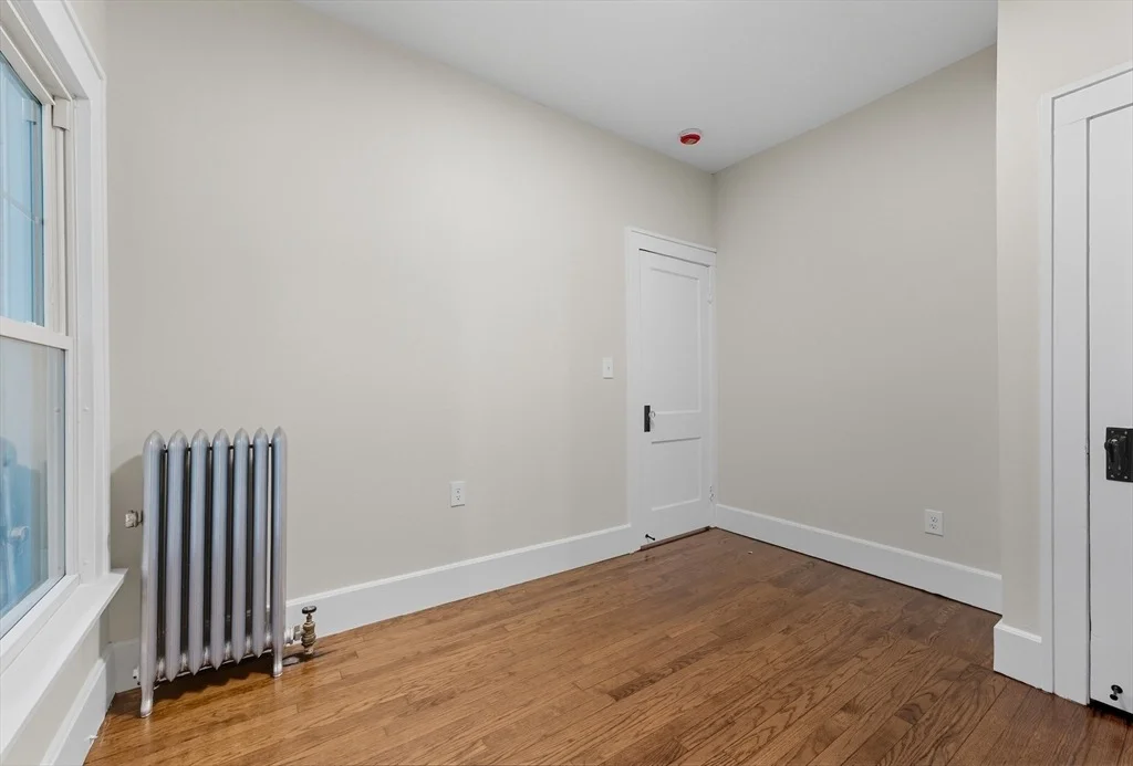 Photo of 636 Amostown Road