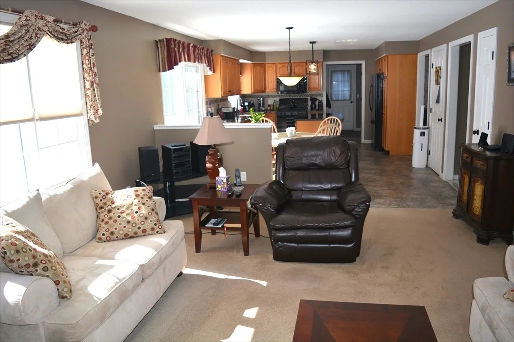 Photo of 76 Cardinal Lane