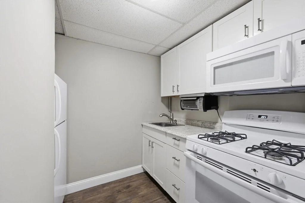 Photo of 20 Greenwich Plains Rd