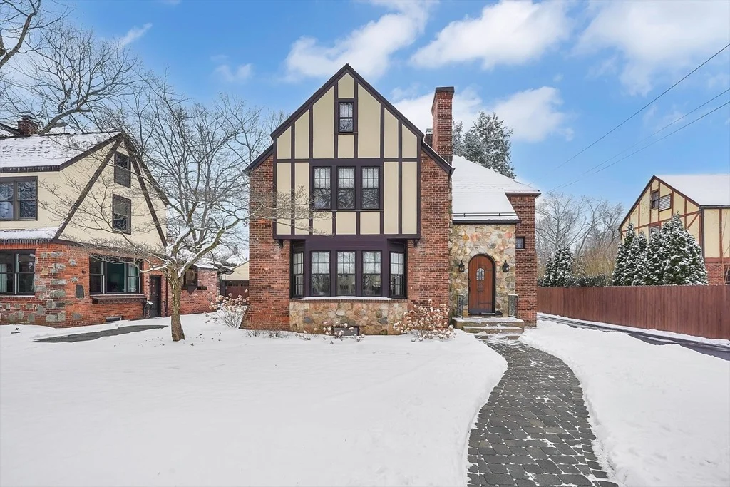 Photo of 53 Elwood Drive