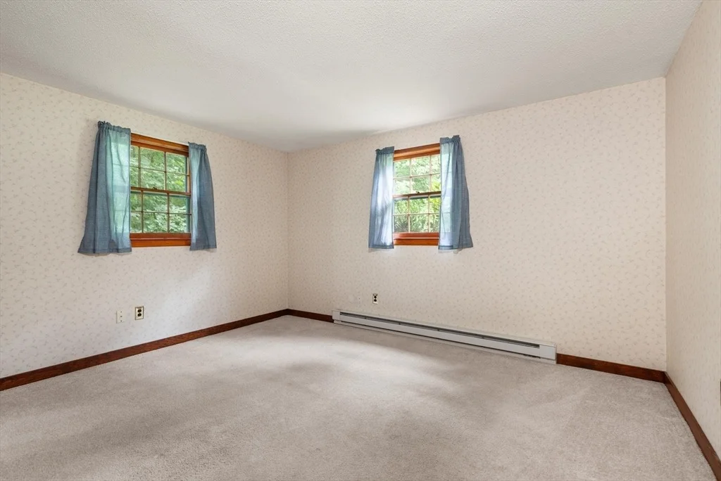 Photo of 653 Townsend Road
