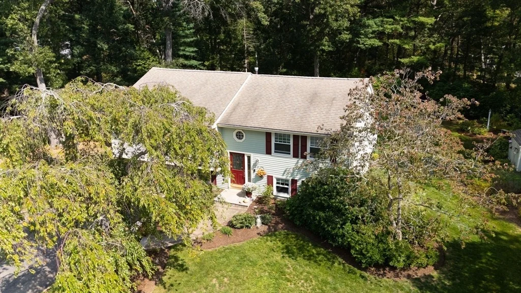 Photo of 3 Cushing Ln