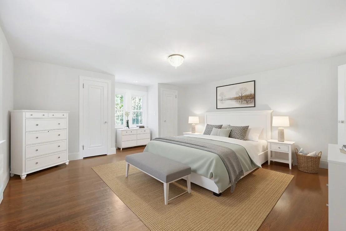 Photo of 128 Meadowbrook Rd