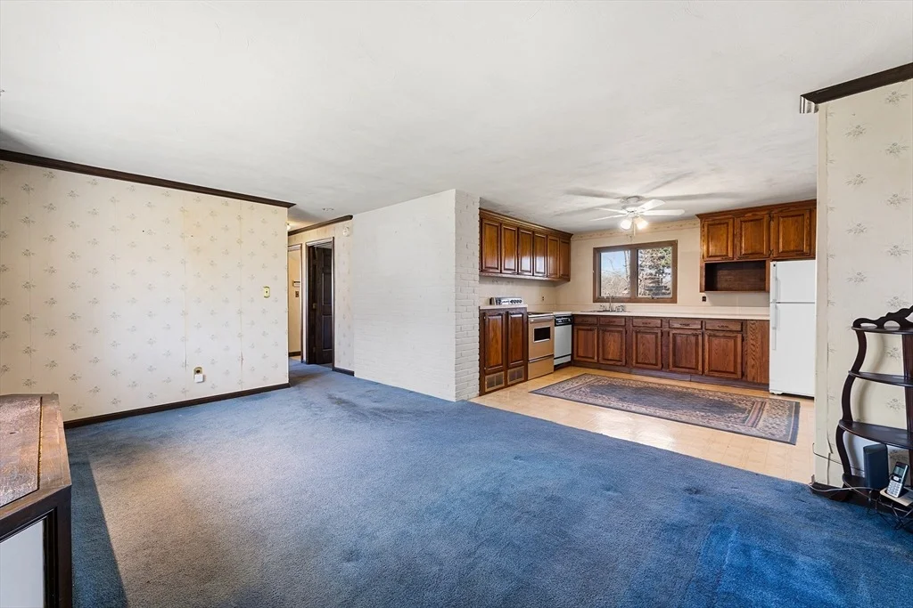 Photo of 98 Brookfield Dr