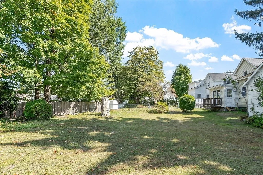 Photo of 33 West Meadow Road