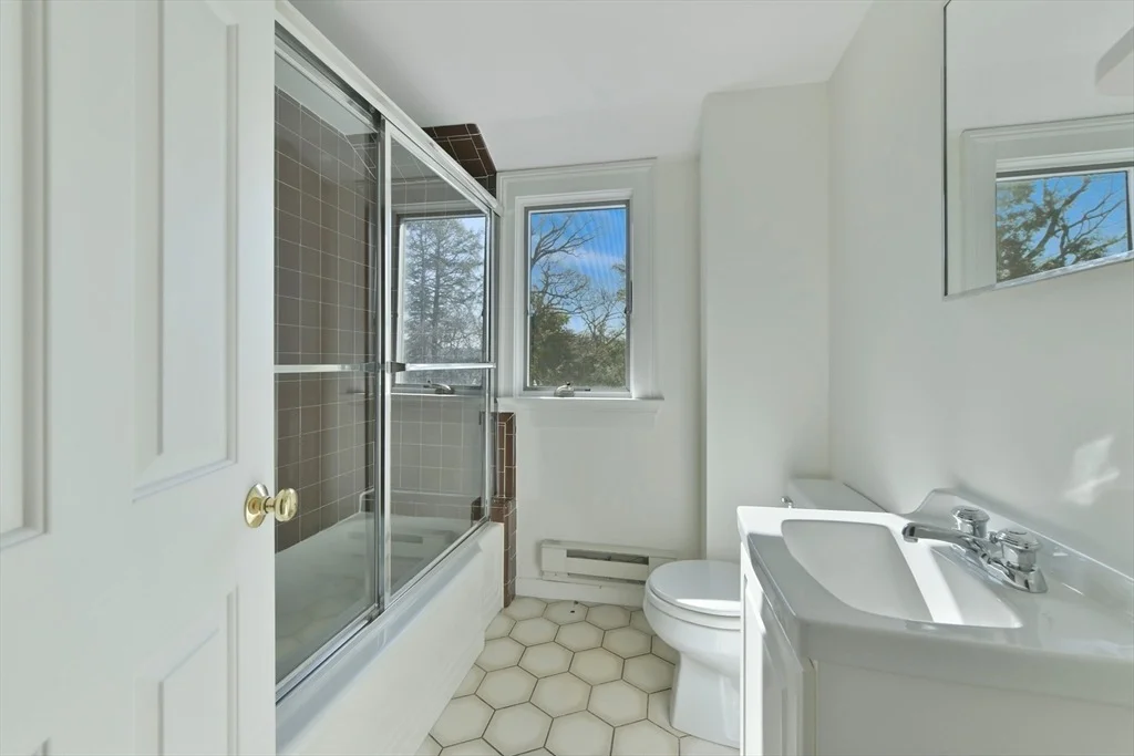 Photo of 17 Laurel Road