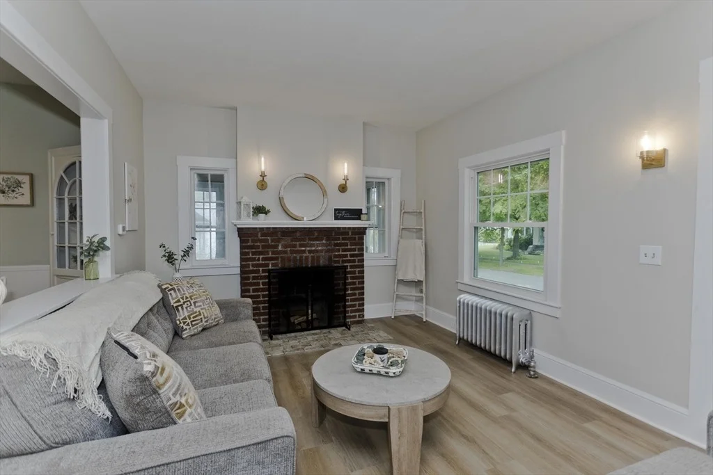 Photo of 45 Bellevue Ave
