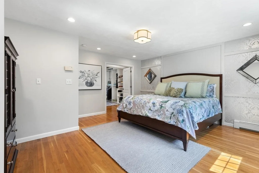 Photo of 24 Hickory Ln