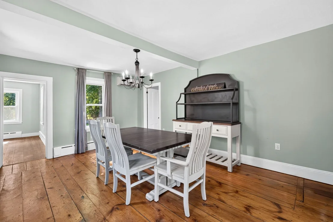 Photo of 87 River St