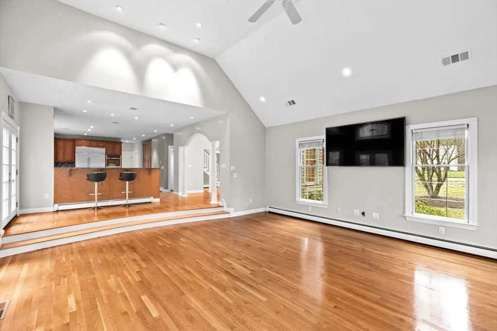 Photo of 2 Plumfield Ln.