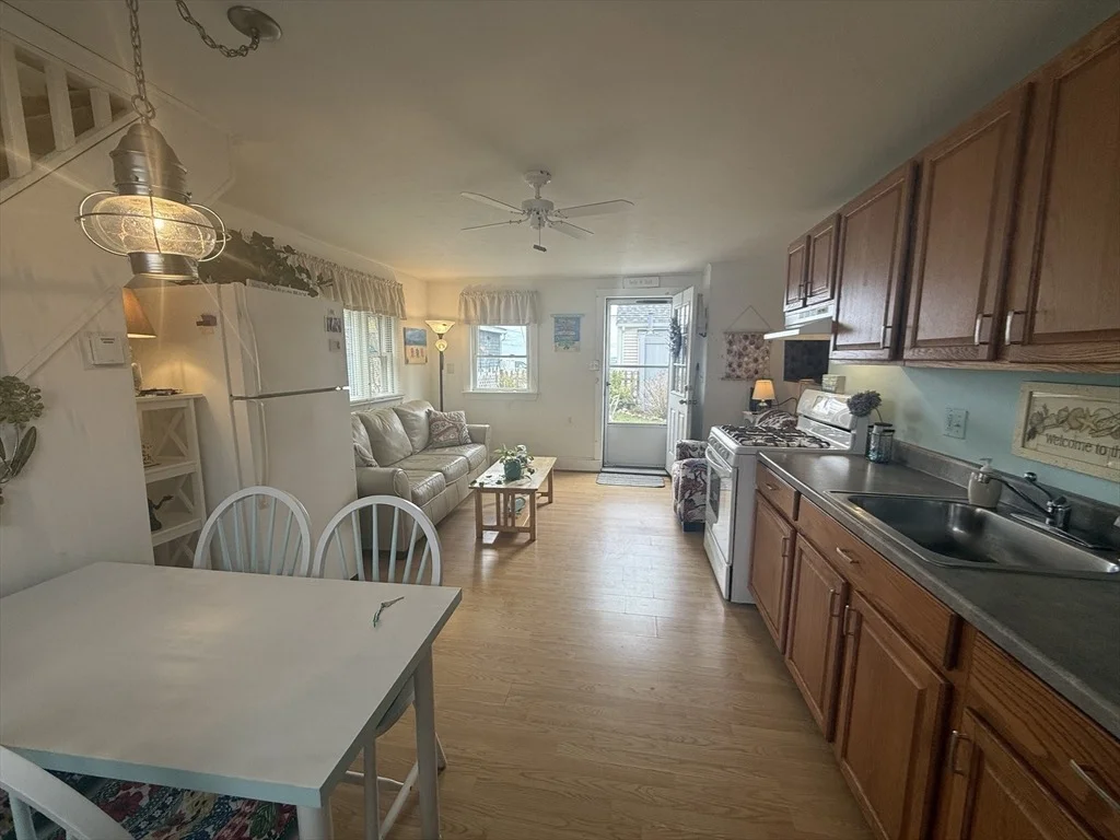 Photo of 36 Wankinquoah Ave