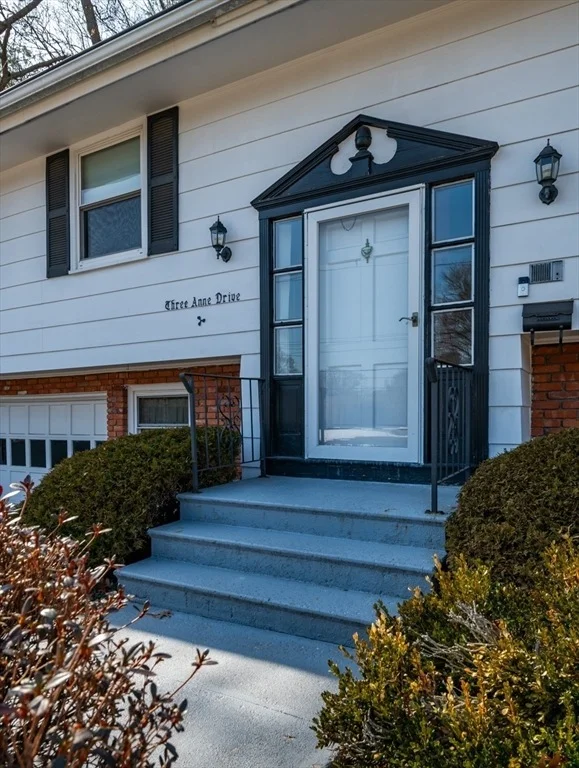 Photo of 3 Anne Dr