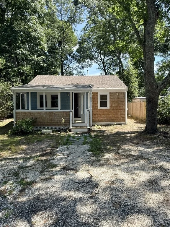 Photo of 163 Ninigret Ave