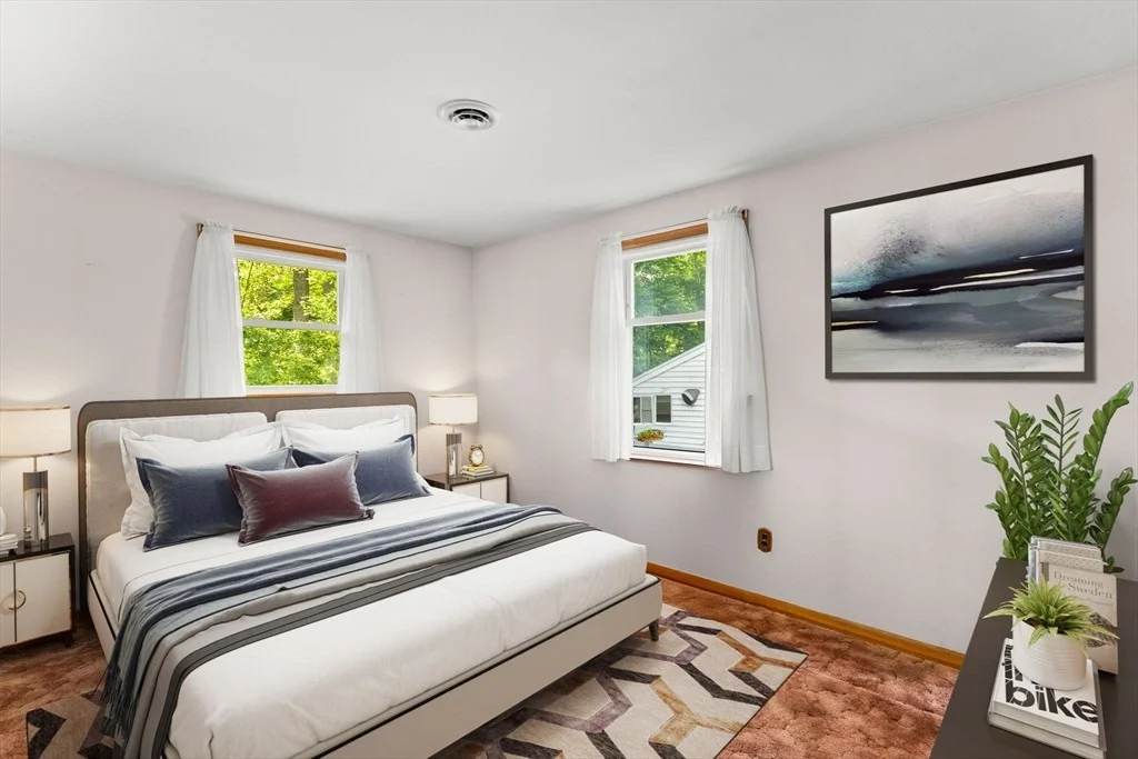 Photo of 28 Windsor Cir