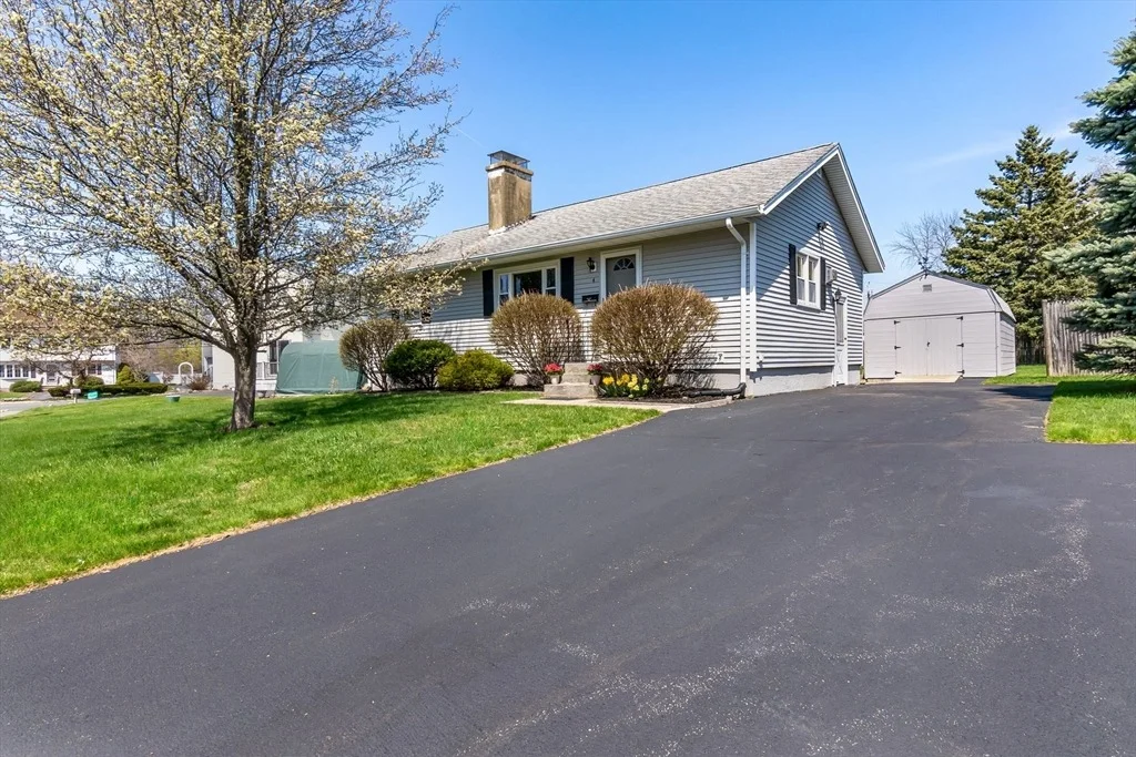 Photo of 4 Vista Dr