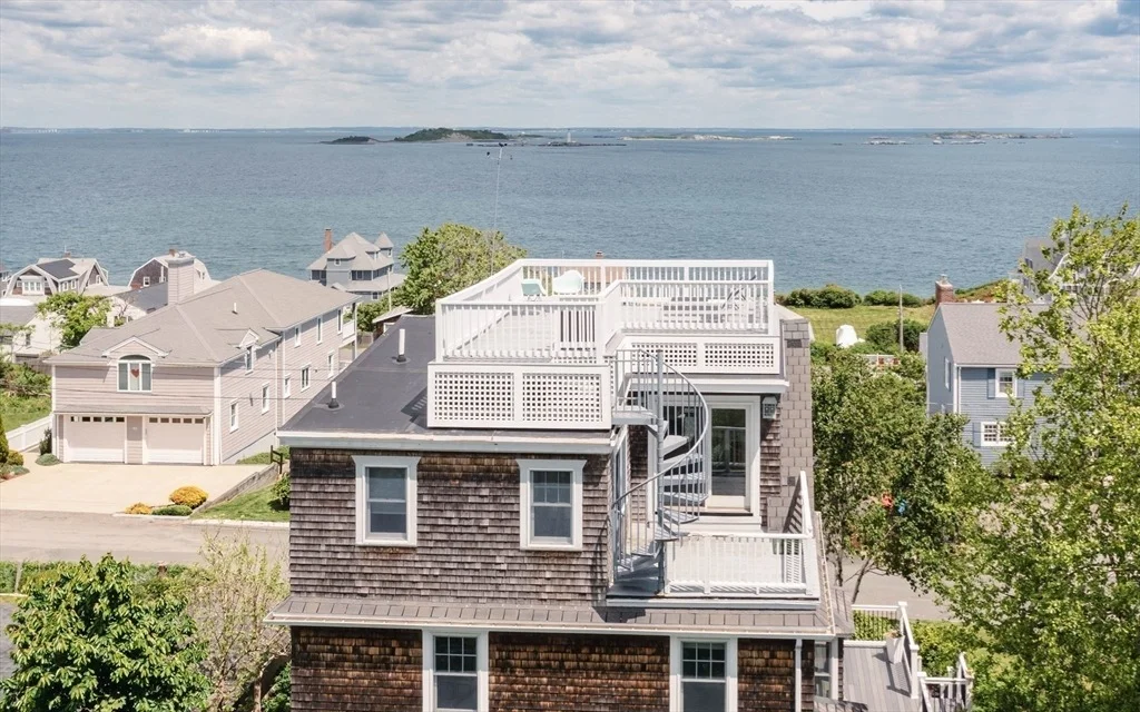 Photo of 46 Holbrook Ave