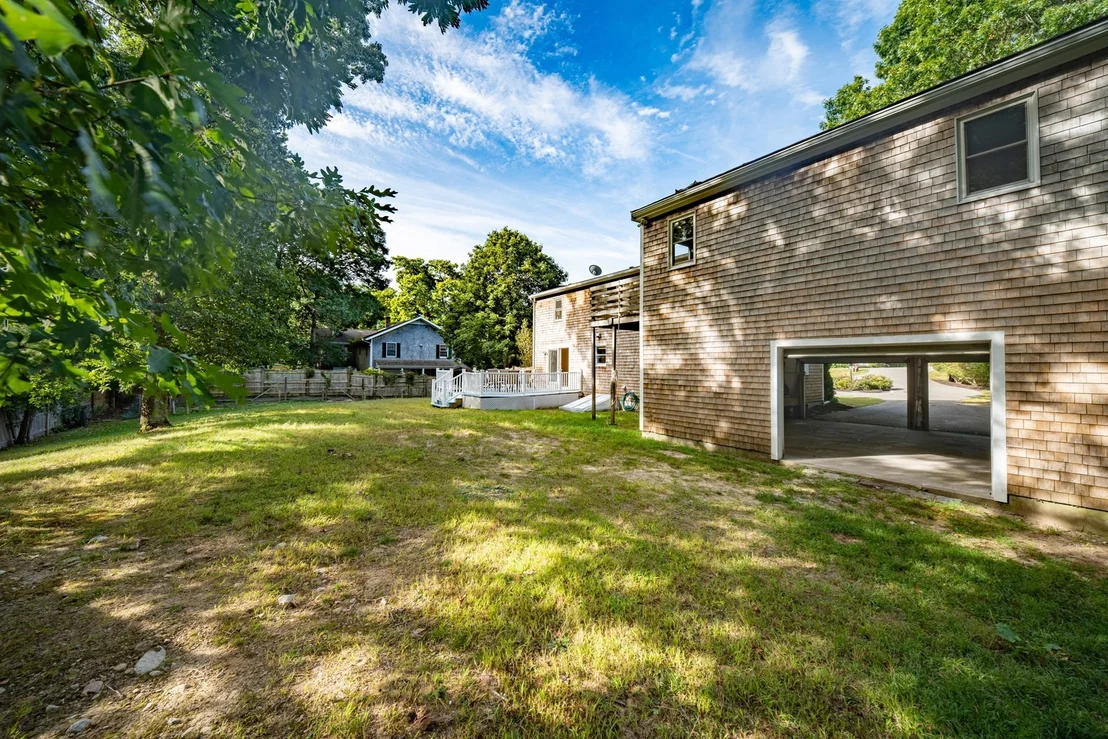 Photo of 451 County Rd