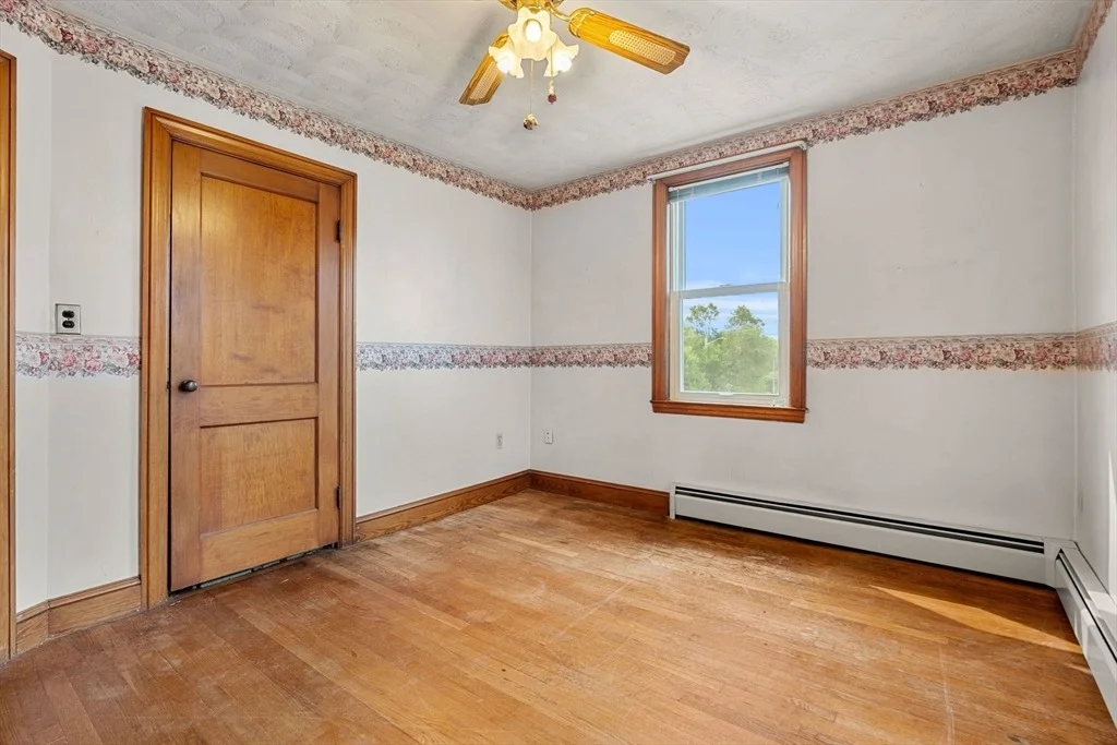 Photo of 15 Perley St