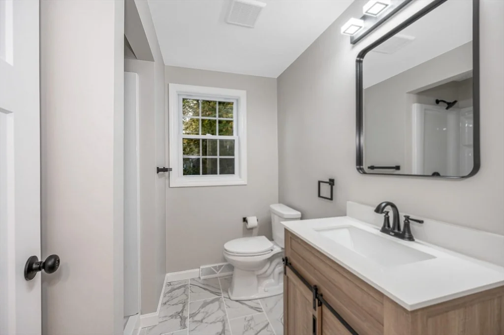 Photo of 355 Andover St