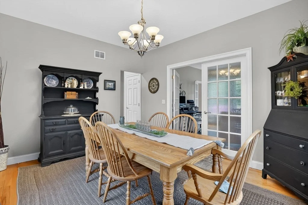 Photo of 45 Pomeroy Meadow Rd