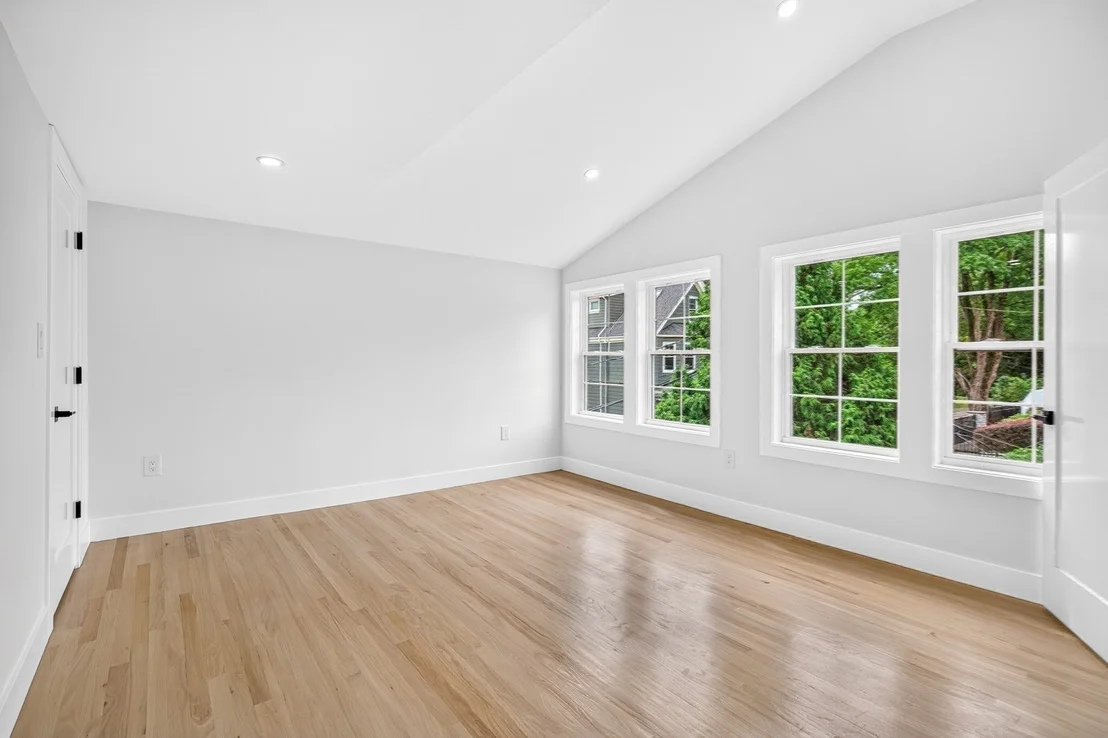 Photo of 210 Summer Street